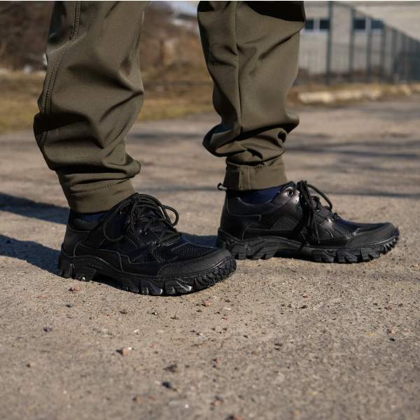 Демісезонні легкі тактичні кросівки 999-03