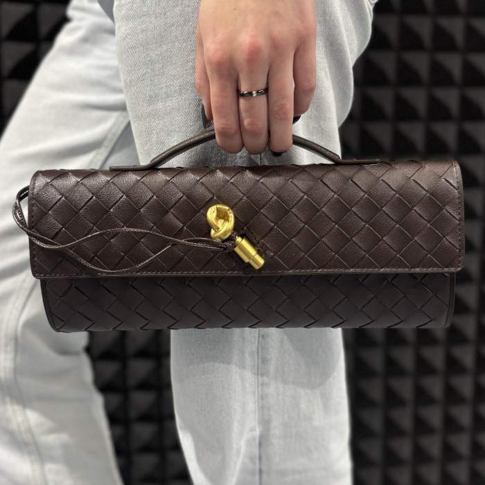 Шкіряна жіноча сумка Blackoak 5-W-1041