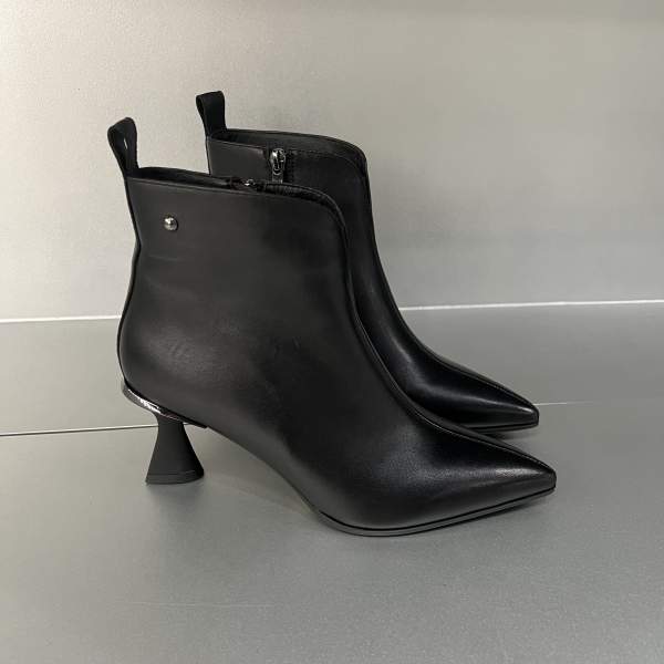 Черевики жіночі демісезонні 5-W-0109