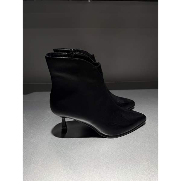 Черевики жіночі демісезонні 5-W-0535